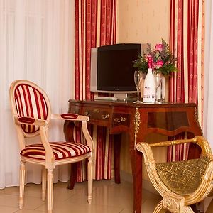 Zimmer mit Queensize-Bett